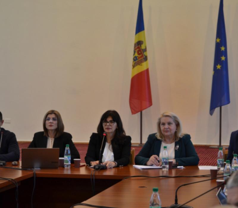Manuale noi, finanțări mai consistente pentru școli și grădinițe și programe universitare actualizate - prioritățile Ministerului Educației și Cercetării pentru anul 2023