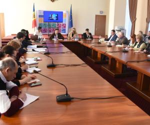 Peste 150 de școli din țară vor beneficia de reparații și dotări ale blocurilor sanitare